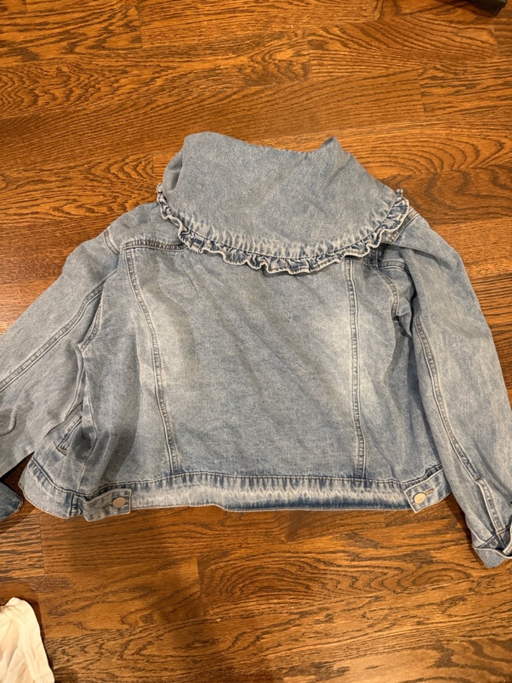 Anthropologie Ruffle Collar Denim Jacket- medium petite - Picture 3 of 3